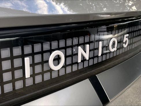 Certified 2026 Hyundai Ioniq 5 Limited RWD image 9
