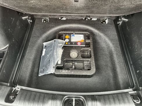 Certified 2020 Jeep Compass Latitude image 19