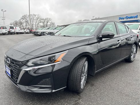 Used 2024 Nissan Altima 2.5 SL AWD/4WD image 5