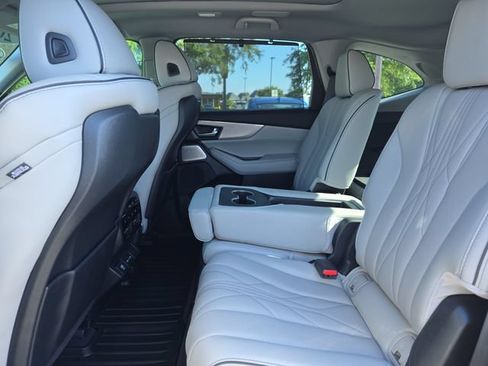 Certified 2025 Acura MDX SH-AWD w/ Advance Package image 29