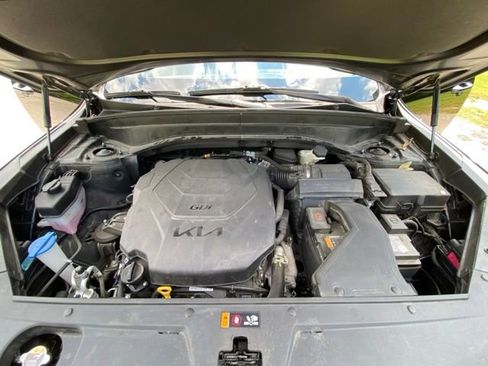 Used 2025 Kia Telluride S FWD image 50