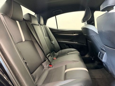 Used 2025 Toyota Camry SE FWD image 21