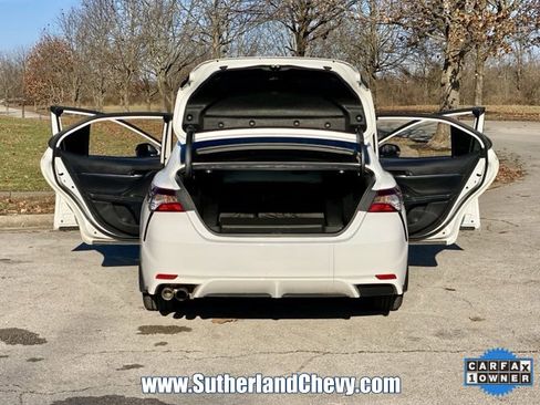 Used 2024 Toyota Camry SE image 37