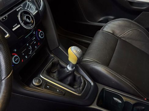 Used 2015 Ford Focus ST w/ Equipment Group 402A image 14