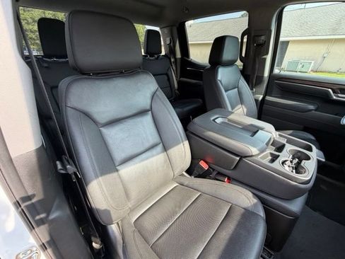 Used 2025 GMC Sierra 1500 SLT RWD image 30