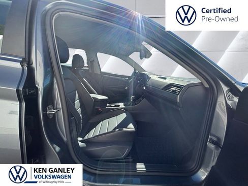 Used 2023 Volkswagen Jetta SE FWD image 13