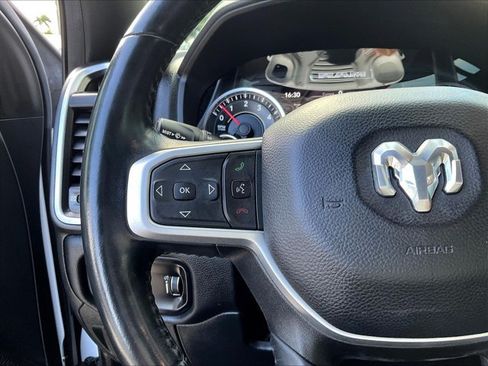 Used 2023 RAM 1500 Big Horn AWD/4WD image 16