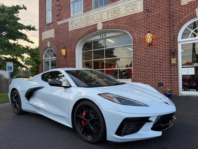 Used 2020 Chevrolet Corvette Stingray Preferred Cpe w/ 2LT Preferred Equipment Group RWD image 1