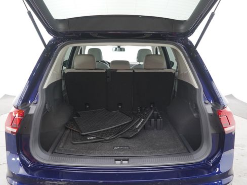 Used 2021 Volkswagen Tiguan S image 16