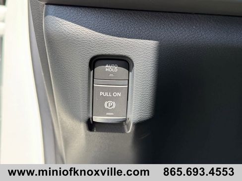 Used 2025 Nissan Armada PRO-4X image 33