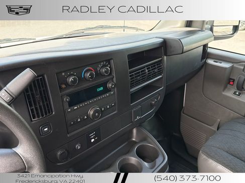 Used 2024 GMC Savana 2500 w/ Driver Convenience Package RWD image 7