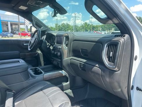 Used 2022 Chevrolet Silverado 1500 High Country w/ Technology Package AWD/4WD image 33