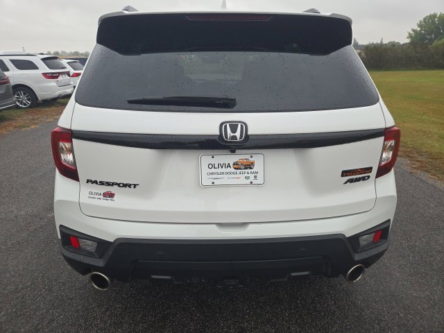 Used 2024 Honda Passport TrailSport image 4