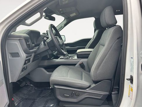 Used 2024 Ford F150 Lightning Flash image 15