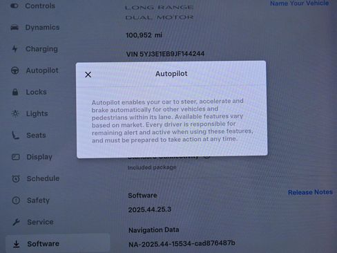Used 2018 Tesla Model 3 Long Range image 31