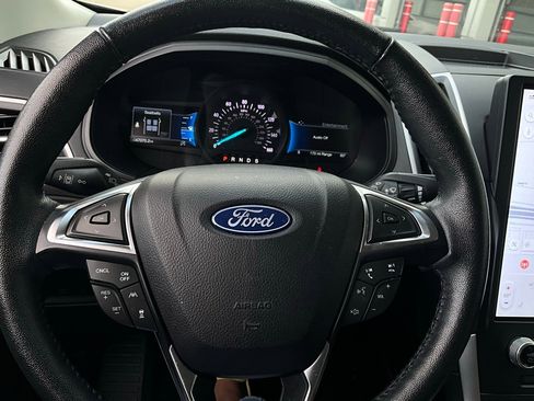 Used 2023 Ford Edge SEL image 31