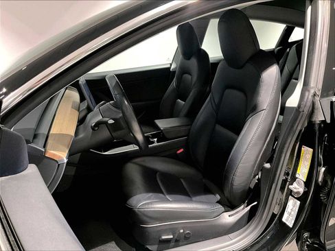 Used 2019 Tesla Model 3 Mid Range image 8