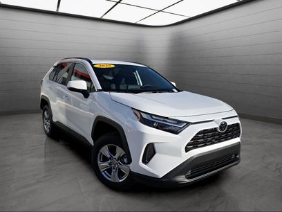 New 2025 Toyota RAV4 XLE