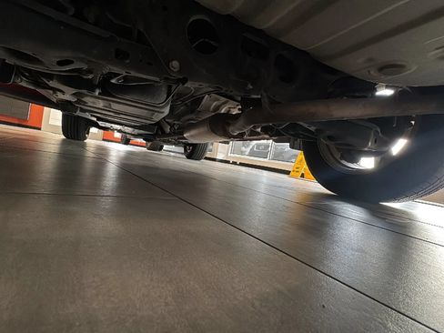 Used 2013 Toyota RAV4 XLE FWD image 36