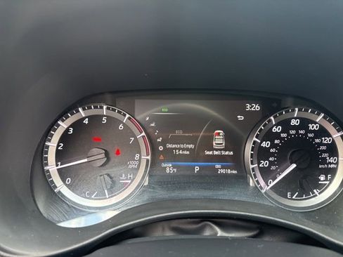 Used 2023 Toyota Highlander LE AWD/4WD image 13