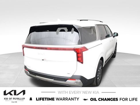 New 2027 Kia Carnival SX FWD image 5