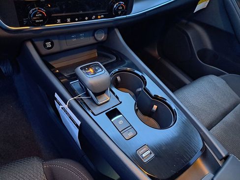 New 2026 Nissan Rogue SV FWD image 9