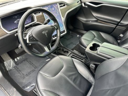 Used 2014 Tesla Model S 85 image 19
