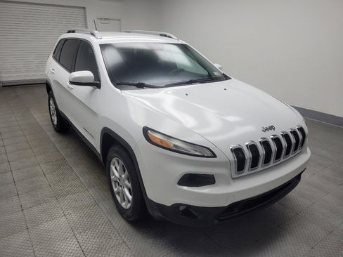 Used 2014 Jeep Cherokee Latitude w/ Cold Weather Group AWD/4WD image 13