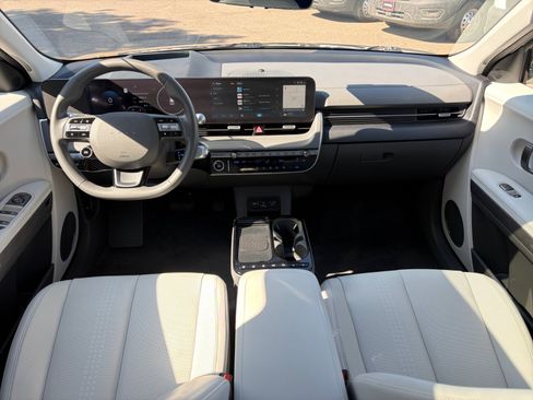 Used 2025 Hyundai Ioniq 5 Limited AWD/4WD image 28