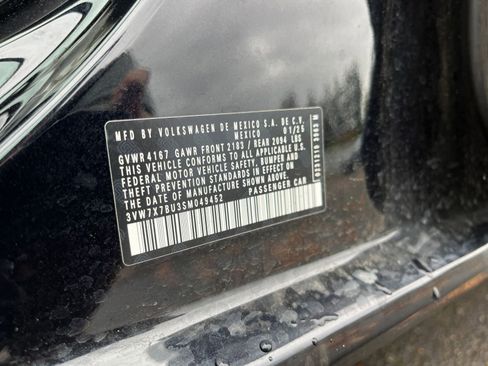 Used 2025 Volkswagen Jetta SE image 28