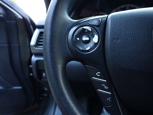 Used 2013 Honda Accord LX image 32