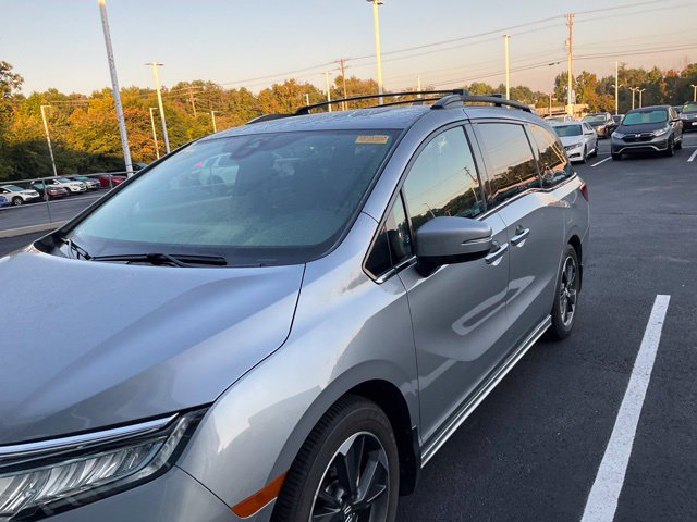 Used 2024 Honda Odyssey Elite image 11