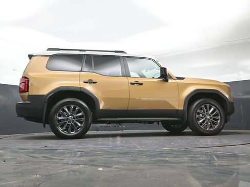 Used 2026 Toyota Land Cruiser w/ Premium Package AWD/4WD image 38