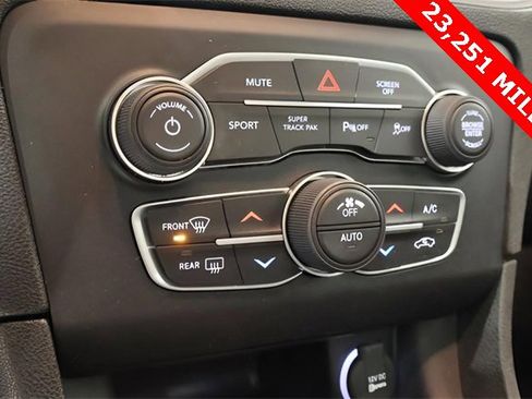 Used 2023 Dodge Charger SXT image 12