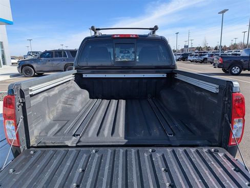 Used 2015 Nissan Frontier PRO-4X image 32