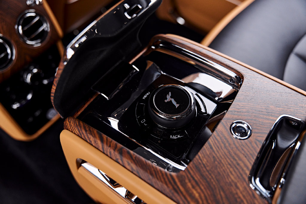 Used 2025 Rolls-Royce Cullinan AWD/4WD image 70