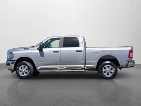 Used 2024 RAM 2500 Big Horn AWD/4WD image 3