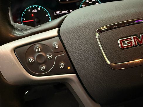 Used 2022 GMC Canyon Elevation w/ Elevation Premium Package AWD/4WD image 11