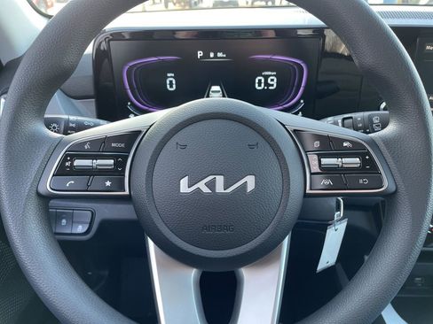 New 2026 Kia Seltos LX image 23