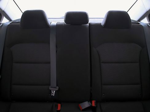 Used 2017 Hyundai Elantra Value Edition w/ Cargo Package image 15