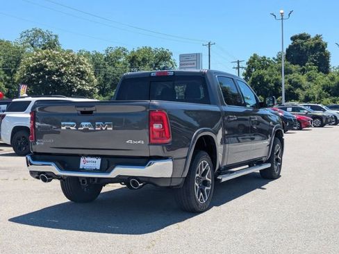 New 2026 RAM 1500 Laramie AWD/4WD image 3