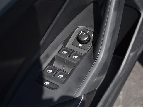 New 2025 Volkswagen Jetta S image 8