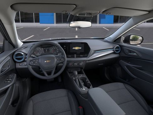 New 2025 Chevrolet Trax LS w/ LS Convenience Package image 15