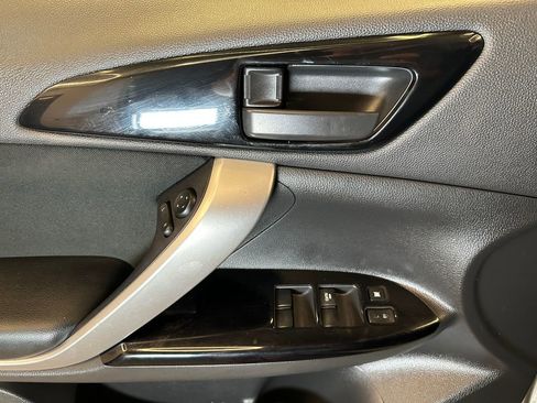Used 2019 Mitsubishi Eclipse Cross LE AWD/4WD image 17