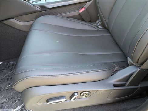 New 2026 Acura MDX SH-AWD image 4