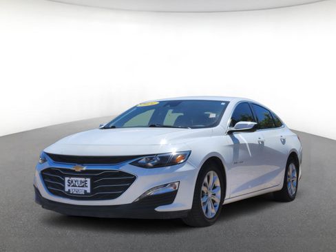 Used 2024 Chevrolet Malibu LT FWD image 2