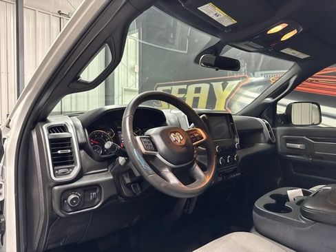 Used 2022 RAM 2500 Big Horn AWD/4WD image 5