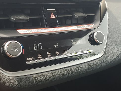 Certified 2025 Toyota Corolla LE FWD image 26