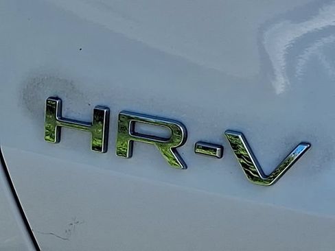Certified 2024 Honda HR-V EX-L image 29