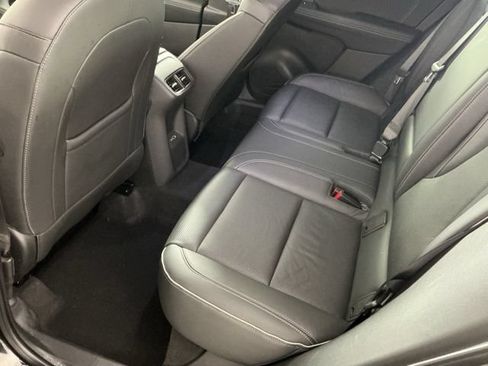 Used 2021 Buick Envision Essence w/ Technology Package I AWD/4WD image 10